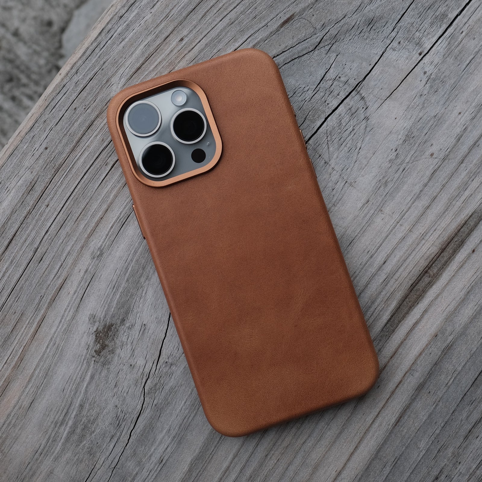 Bare Skin Case for iPhone 15 Pro - Full-Grain Leather Case with MagSafe for iPhone 15 Pro - Golden Tan